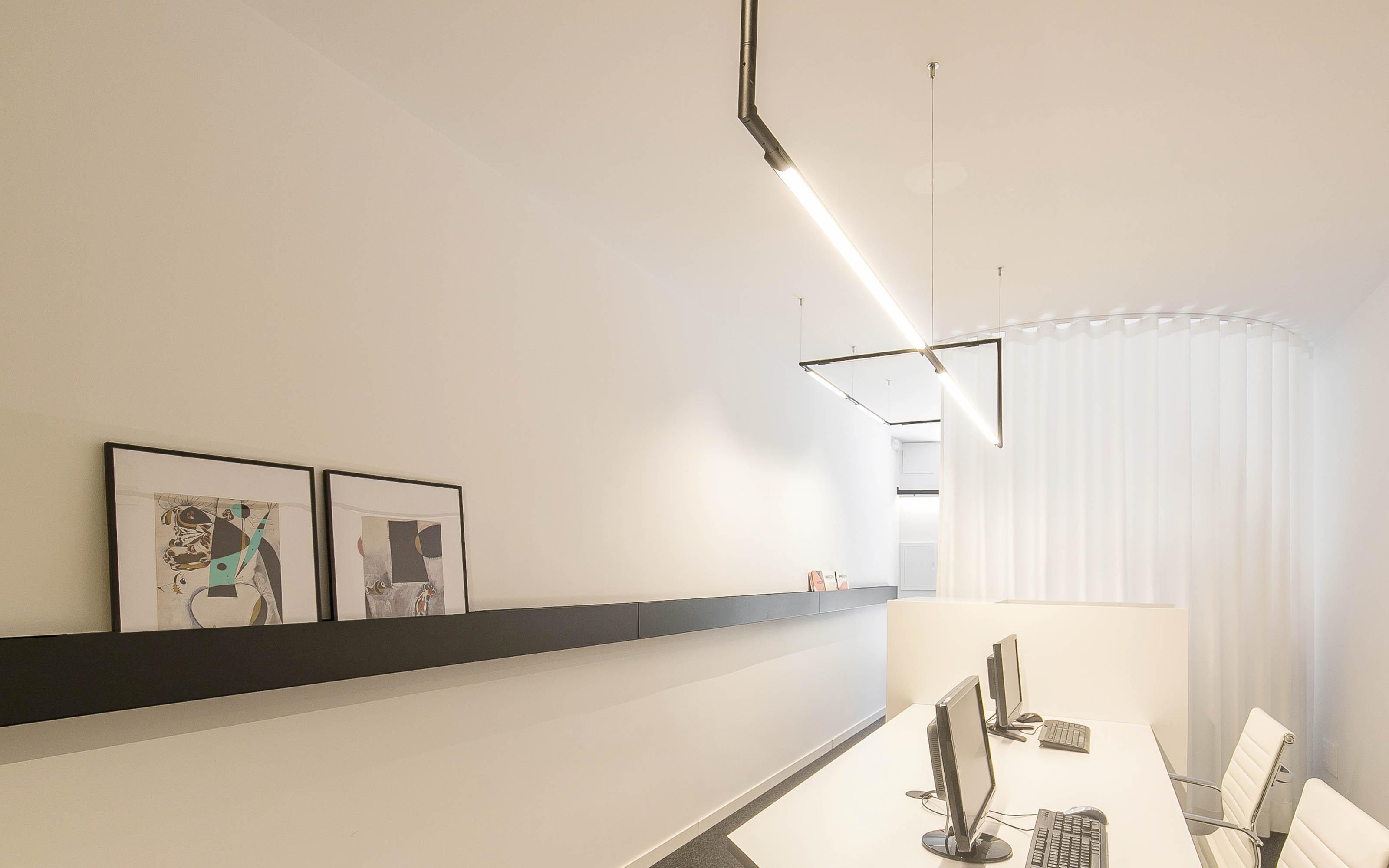 DISSENY ESPAI DE TREBALL PER OFICINA