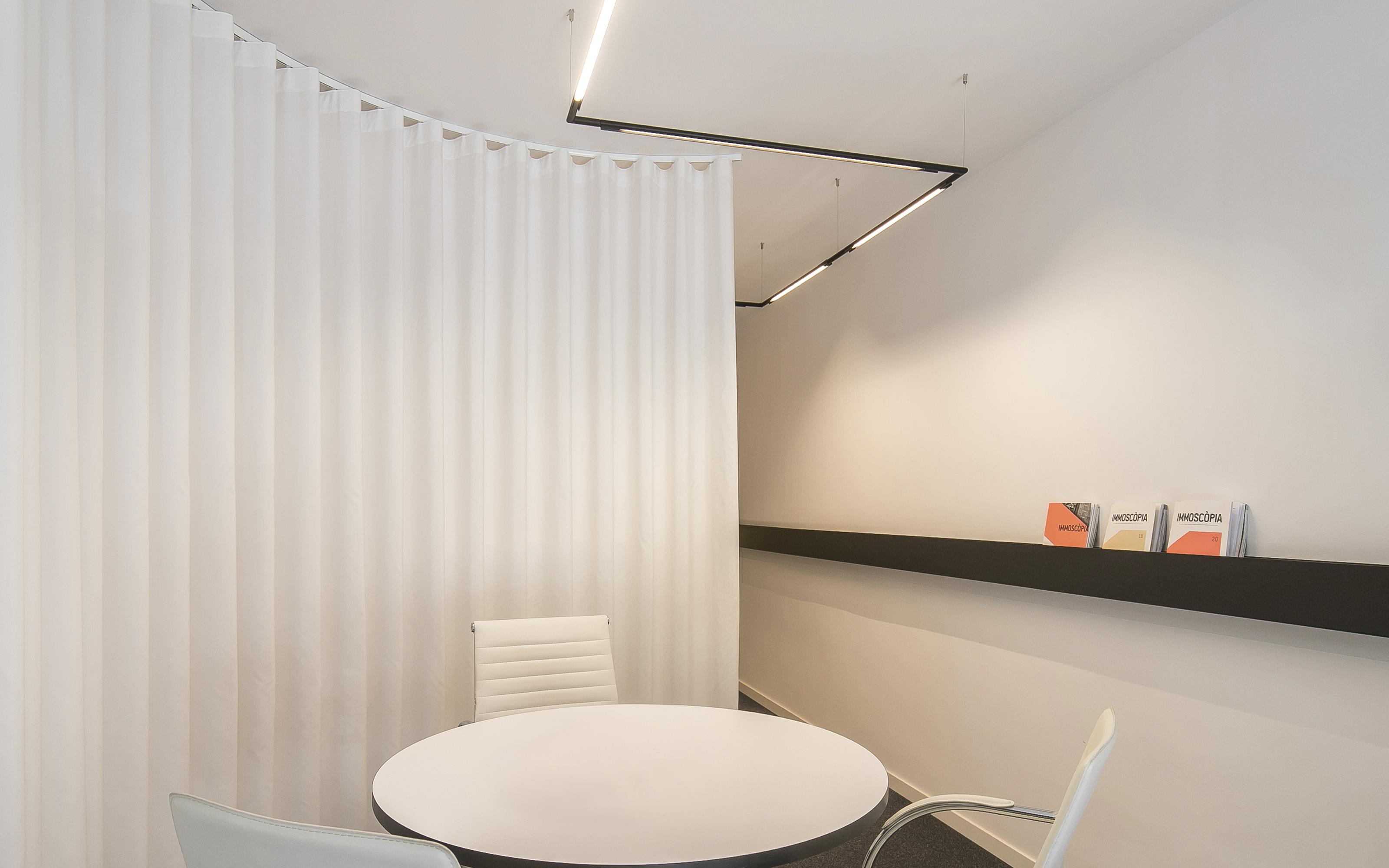 INTERIORISME PER RECEPCIÓ DE LOCAL COMERCIAL